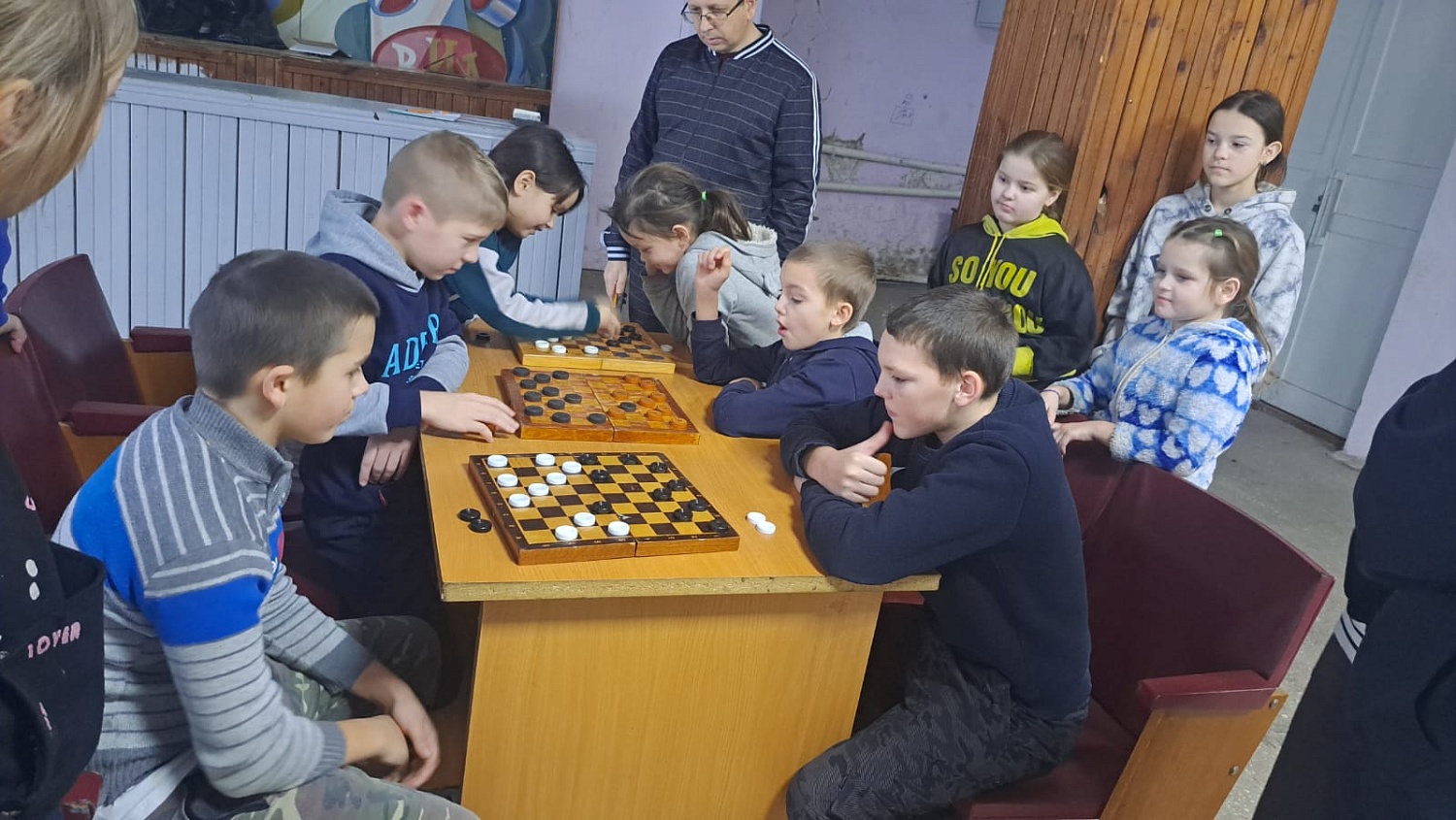 Провели "Шашки" в спортивном зале Дегтянки совместно с Новой-слободой.